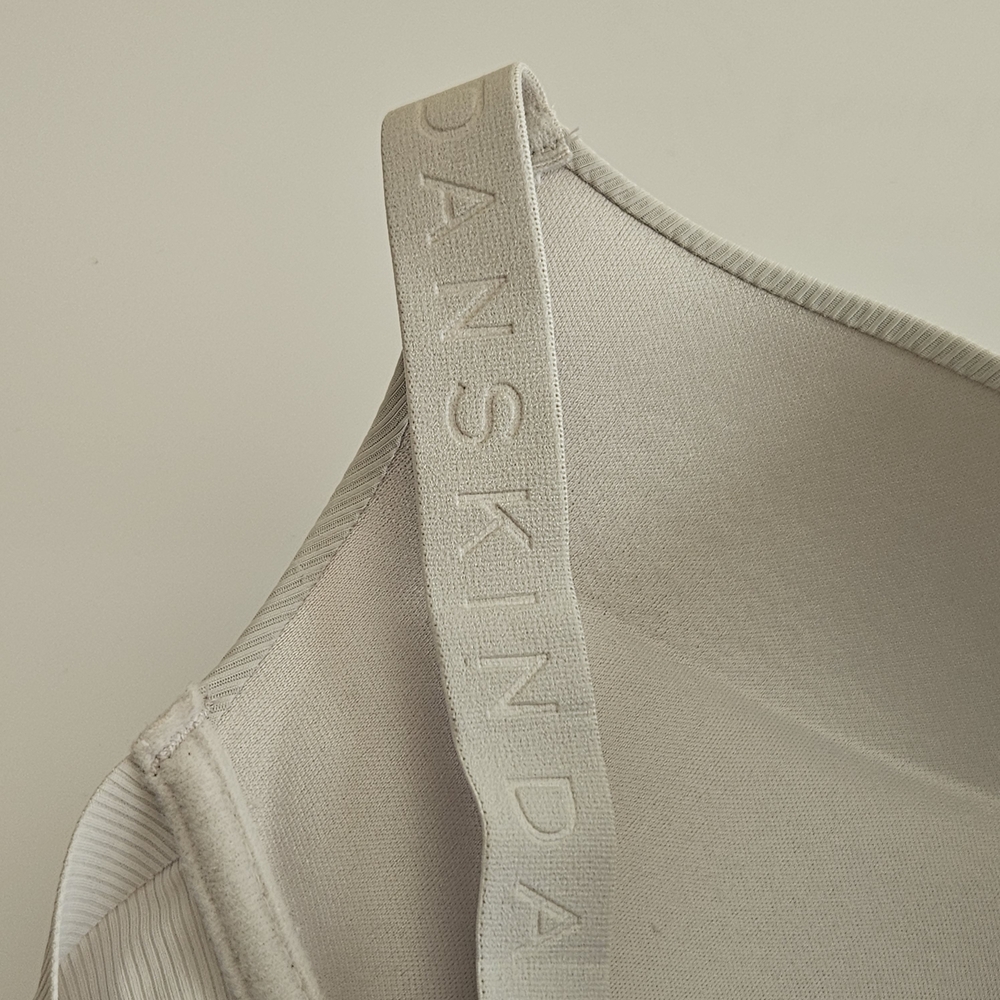 Danskin 38C T-Shirt Bra Sleek and Smooth Ribbed Padded Bra Gray Nude 38C NWOT - Picture 10 of 11